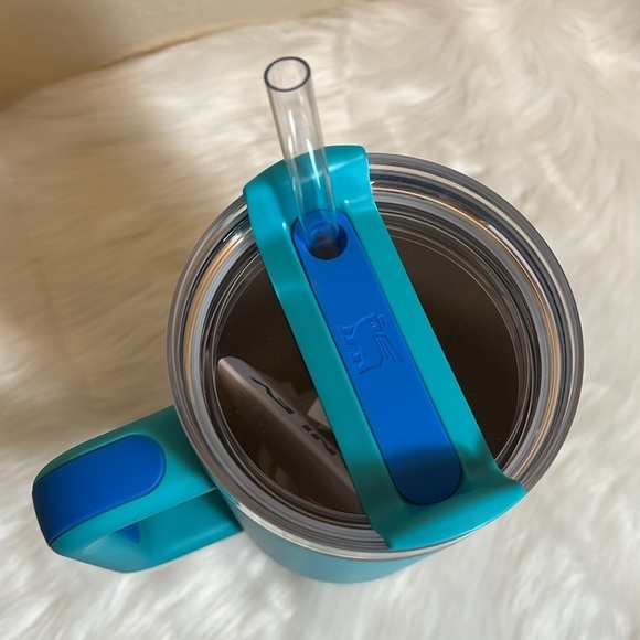 Stanley Aqua 40 oz Stainless Steel H2.0 FlowState Quencher Tumbler - Picture 3 of 8